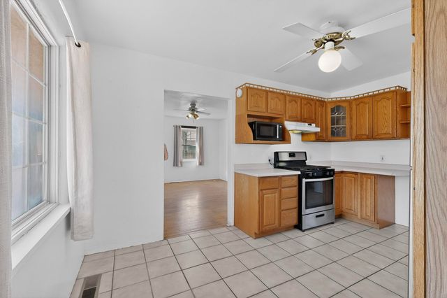 2621 McEarl Avenue SE, Albuquerque, NM 87106