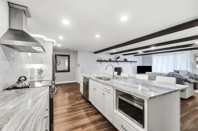 296 E Pike Street, South Lebanon, OH 45065