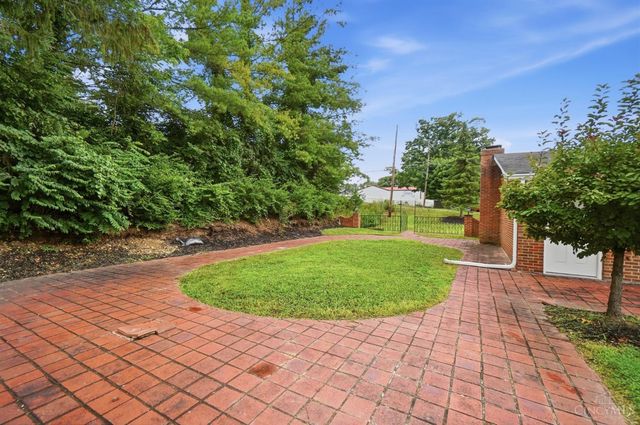 296 E Pike Street, South Lebanon, OH 45065