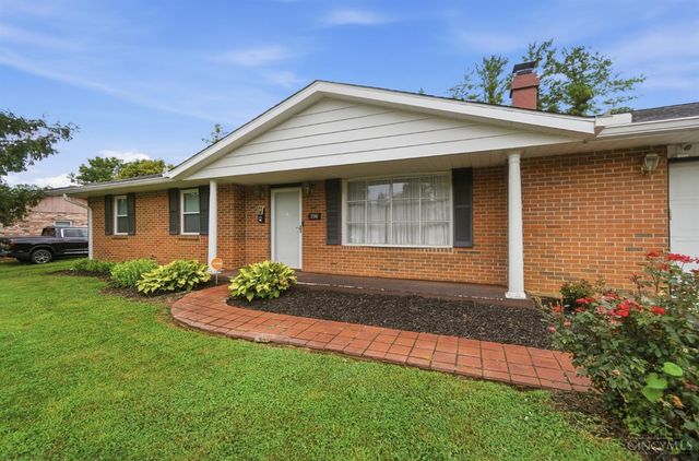 296 E Pike Street, South Lebanon, OH 45065