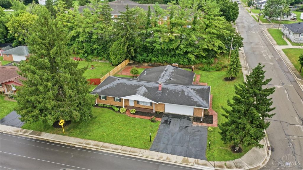 296 E Pike Street, South Lebanon, OH 45065