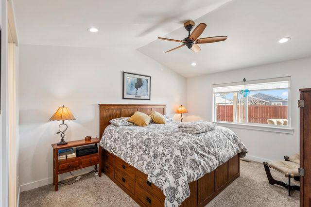 51780 Mountain Pine Street, La Pine, OR 97739