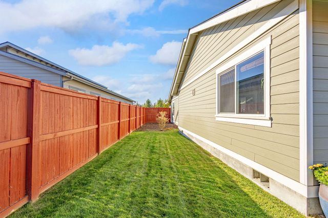 51780 Mountain Pine Street, La Pine, OR 97739