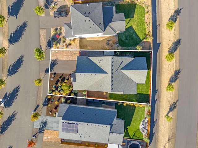 51780 Mountain Pine Street, La Pine, OR 97739