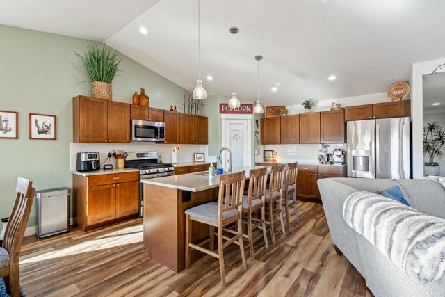 51780 Mountain Pine Street, La Pine, OR 97739