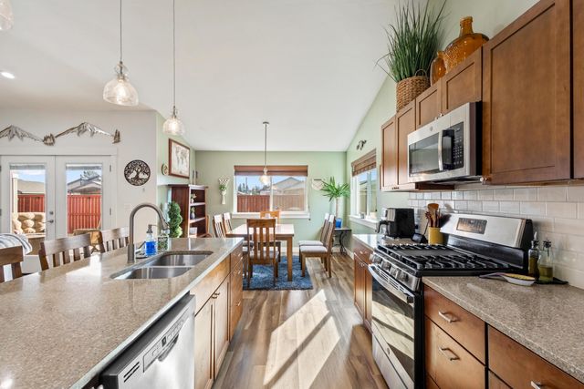 51780 Mountain Pine Street, La Pine, OR 97739