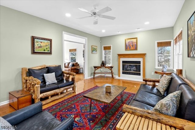 212 Monroe Ave, Montgomery Twp., NJ 08502