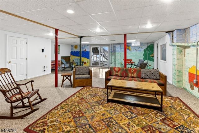 212 Monroe Ave, Montgomery Twp., NJ 08502