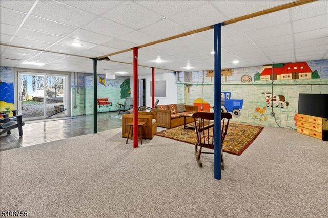 212 Monroe Ave, Montgomery Twp., NJ 08502