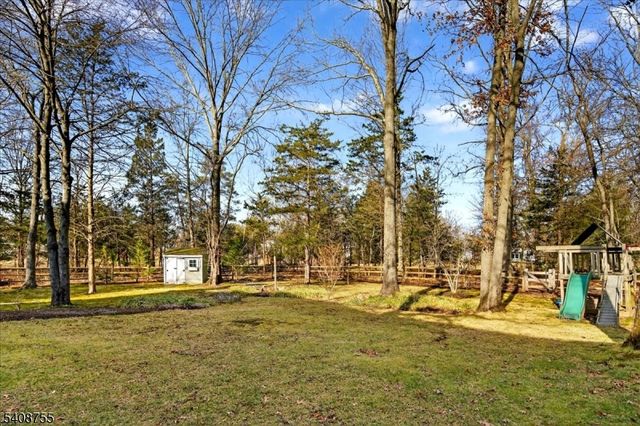 212 Monroe Ave, Montgomery Twp., NJ 08502