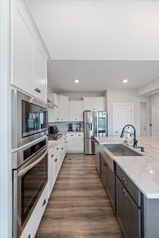 14 Bristol Ct, Lebanon, TN 37090