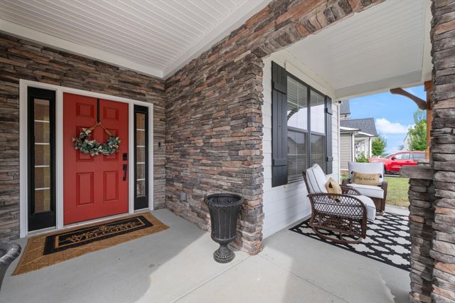 14 Bristol Ct, Lebanon, TN 37090