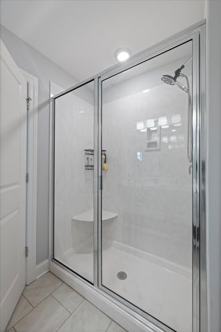 14 Bristol Ct, Lebanon, TN 37090