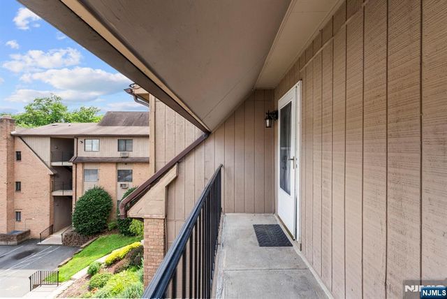 88 Boulevard 304, Passaic, NJ 07055