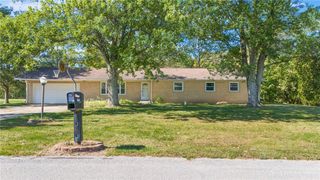 5834 Lake Avenue, Greenville, OH 45331