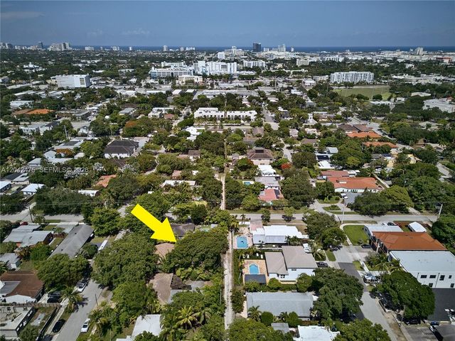 606 SW 16th St Rear Cottage, Fort Lauderdale, FL 33315