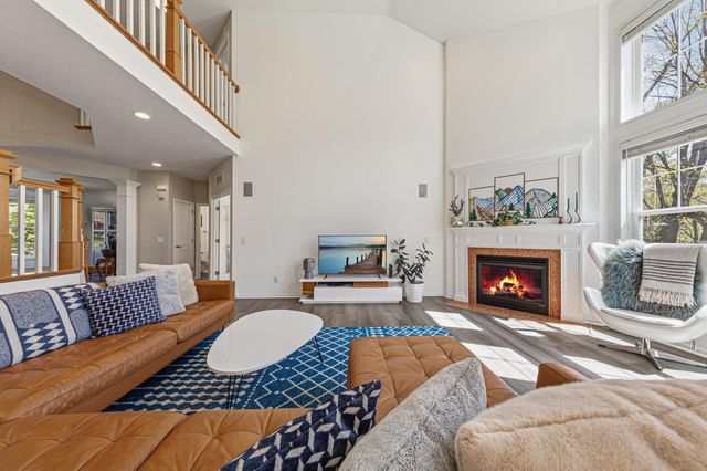 6788 Fountain Lane N, Maple Grove, MN 55311