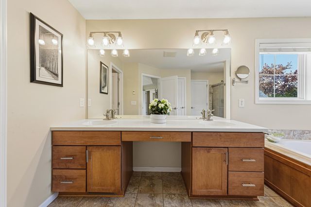 6788 Fountain Lane N, Maple Grove, MN 55311