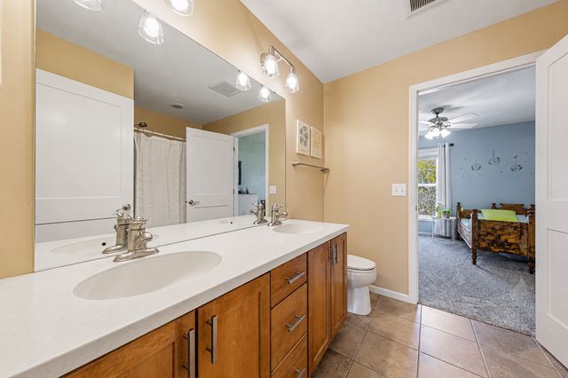 6788 Fountain Lane N, Maple Grove, MN 55311