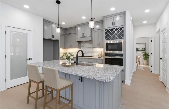 7101 SW Basswood Avenue, Bentonville, AR 72713