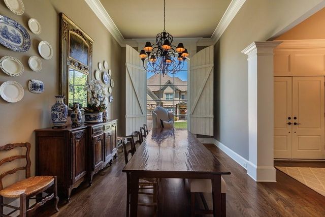 110 Windsor Cove, Atlanta, GA 30328