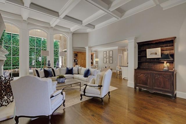 110 Windsor Cove, Atlanta, GA 30328