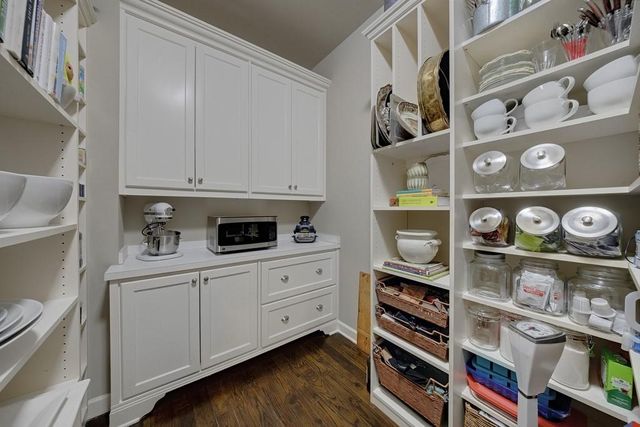 110 Windsor Cove, Atlanta, GA 30328