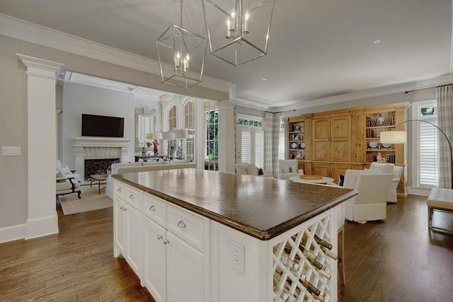 110 Windsor Cove, Atlanta, GA 30328