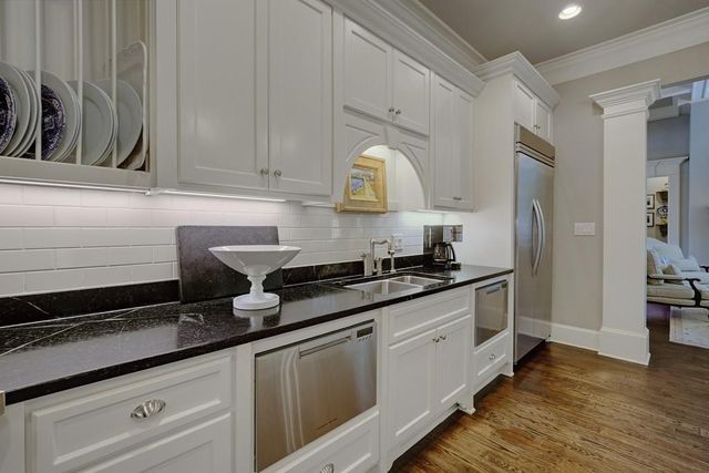 110 Windsor Cove, Atlanta, GA 30328
