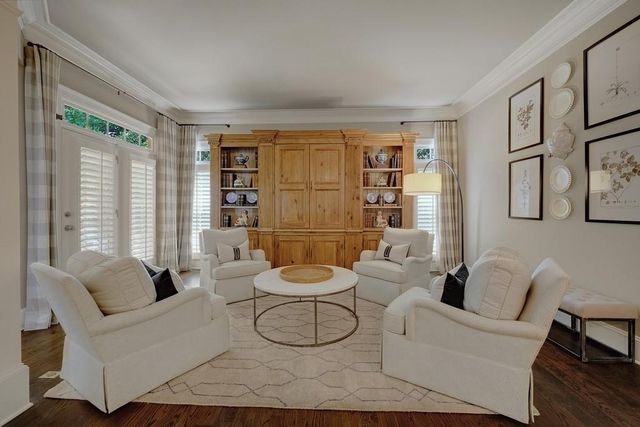 110 Windsor Cove, Atlanta, GA 30328