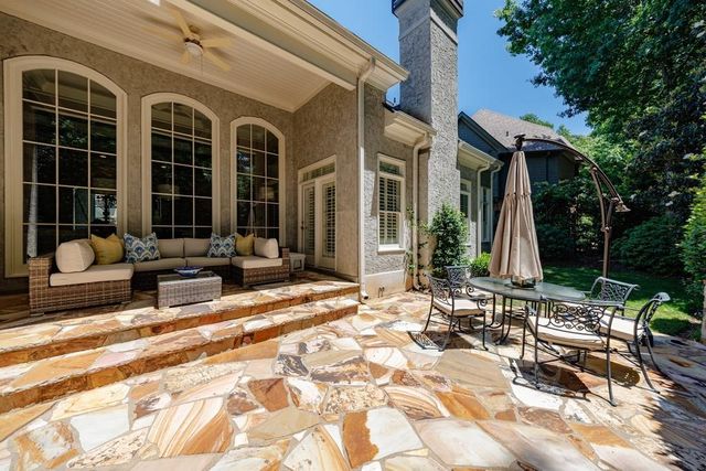 110 Windsor Cove, Atlanta, GA 30328