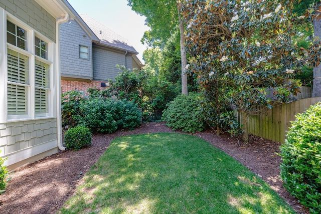 110 Windsor Cove, Atlanta, GA 30328