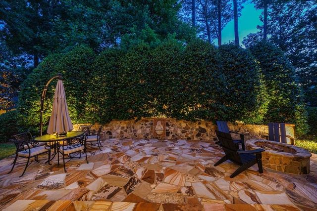 110 Windsor Cove, Atlanta, GA 30328