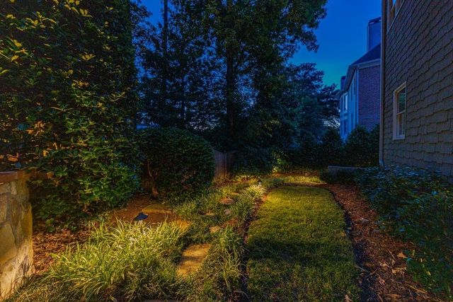 110 Windsor Cove, Atlanta, GA 30328