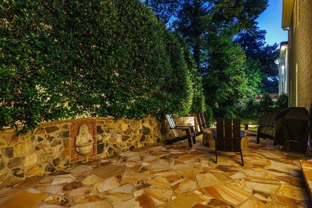 110 Windsor Cove, Atlanta, GA 30328