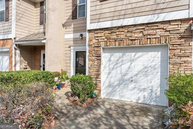 182 Oak Green Drive, Lawrenceville, GA 30044