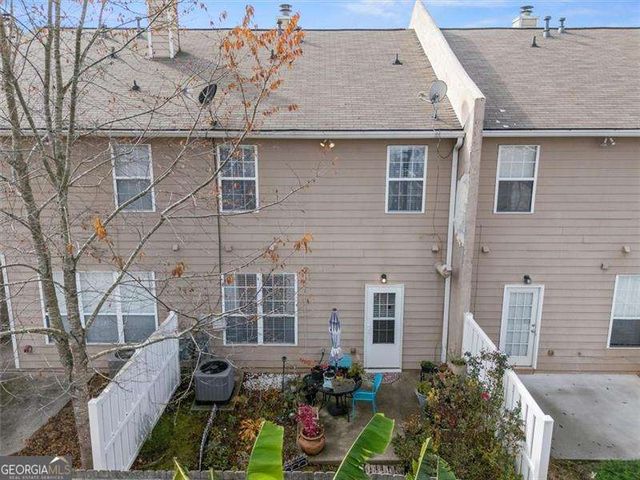 182 Oak Green Drive, Lawrenceville, GA 30044