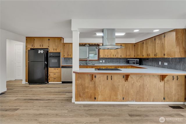 206 Silver Lane SE, Orting, WA 98360