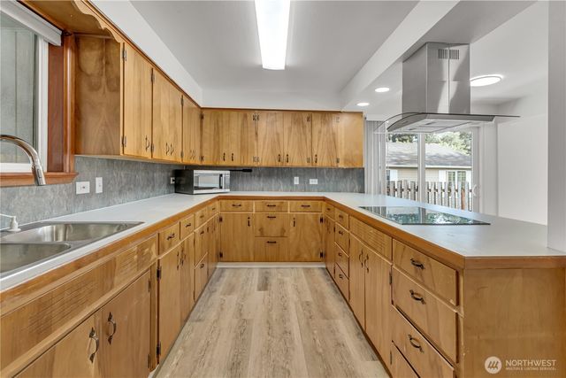 206 Silver Lane SE, Orting, WA 98360