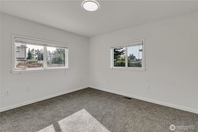 206 Silver Lane SE, Orting, WA 98360
