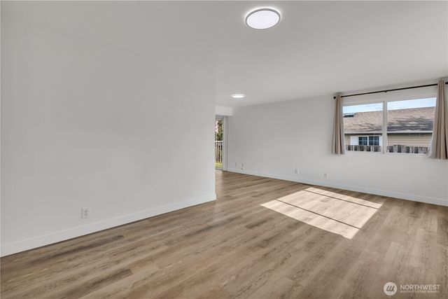 206 Silver Lane SE, Orting, WA 98360