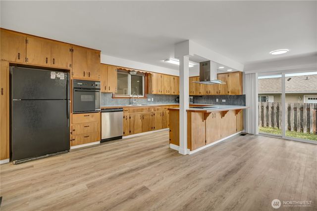 206 Silver Lane SE, Orting, WA 98360