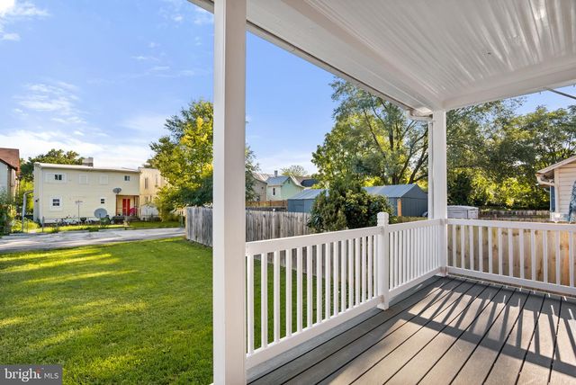 322 E PICCADILLY, Winchester, VA 22601
