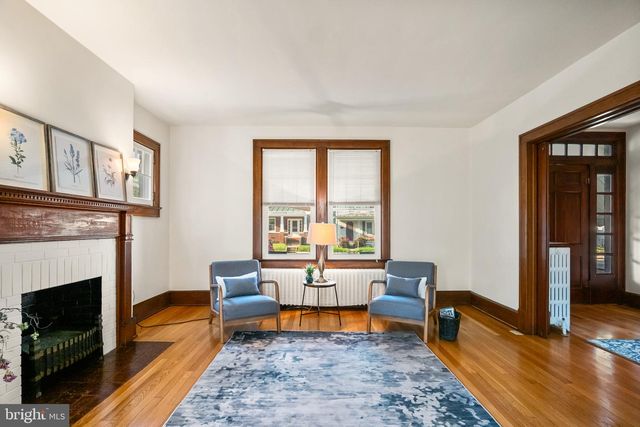 322 E PICCADILLY, Winchester, VA 22601