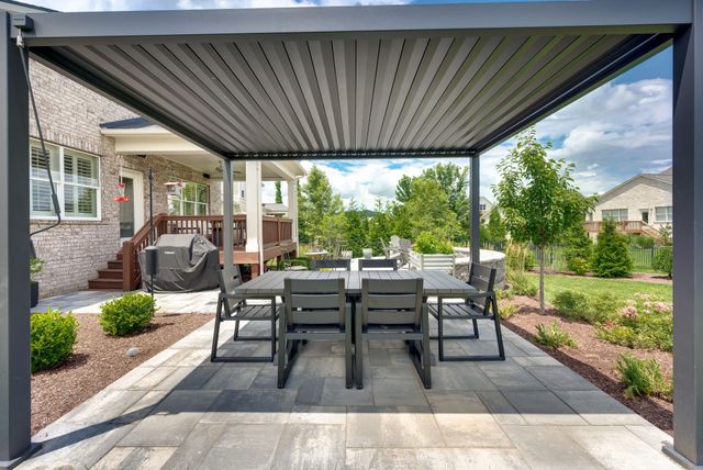 5019 Farmhouse Dr, Franklin, TN 37067