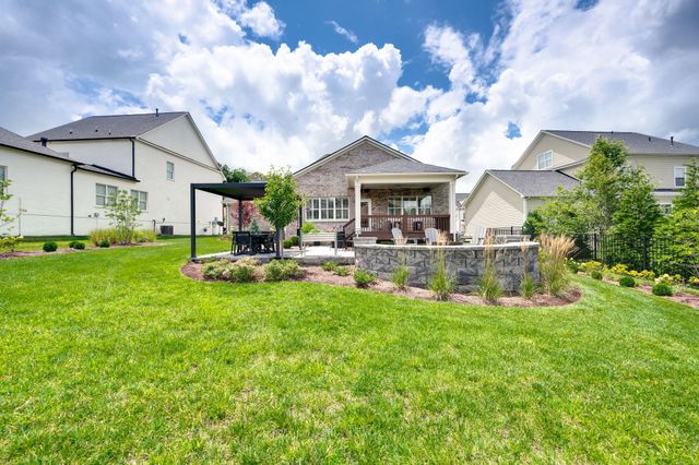 5019 Farmhouse Dr, Franklin, TN 37067