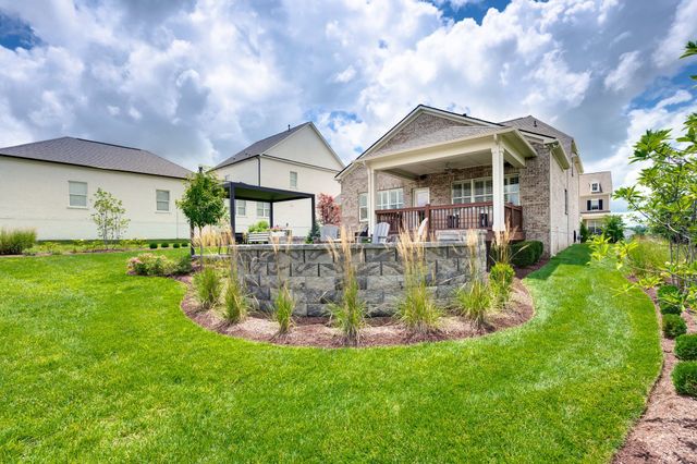 5019 Farmhouse Dr, Franklin, TN 37067