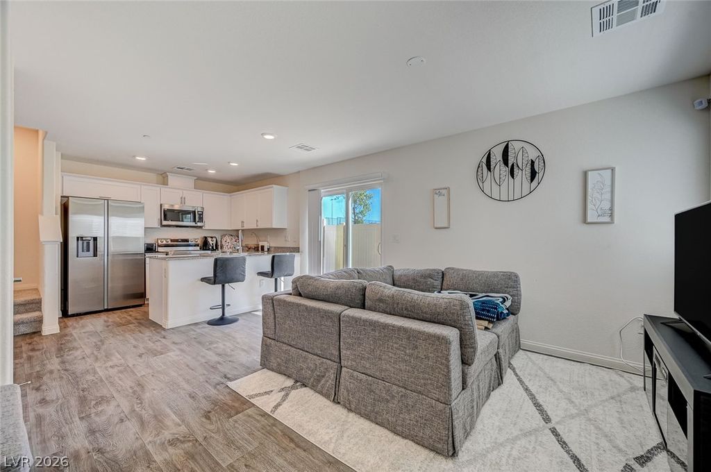 2774 Champagne Gold Avenue, North Las Vegas, NV 89086 — photo 3
