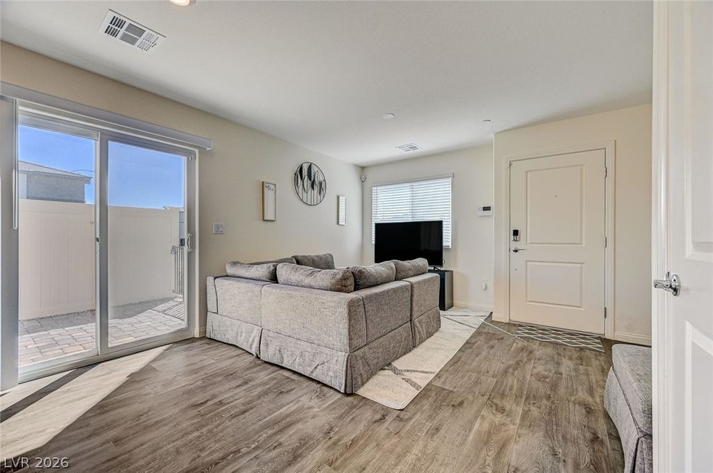 2774 Champagne Gold Avenue, North Las Vegas, NV 89086 — photo 5