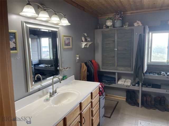 508 Goodwyn Coulee Rd, Great Falls, MT 59405